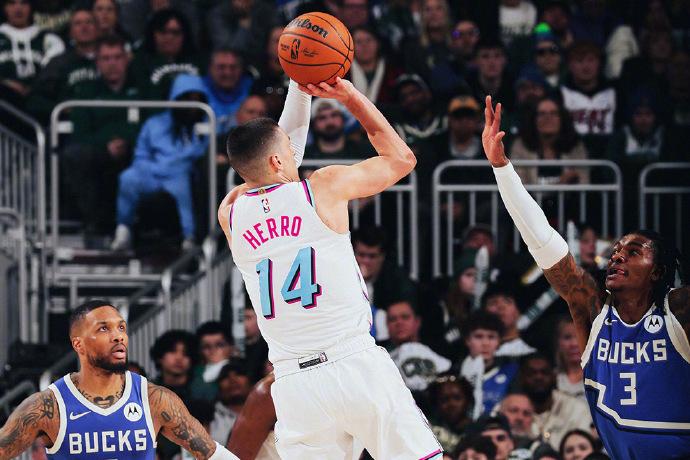 NBA常规赛 热火vs雄鹿 全场高清中文直播回放 (2025 年 02月24 日)